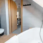 Granada & Penzion 3*