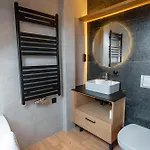 Granada & 3*