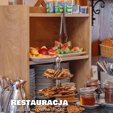 بيت ضيافة Granada & دوشنيكي زدروي