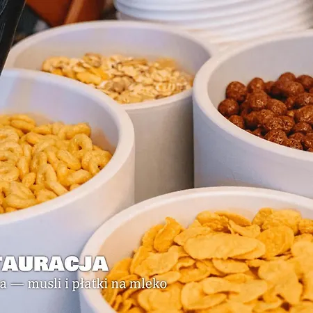 بيت ضيافة Granada & دوشنيكي زدروي